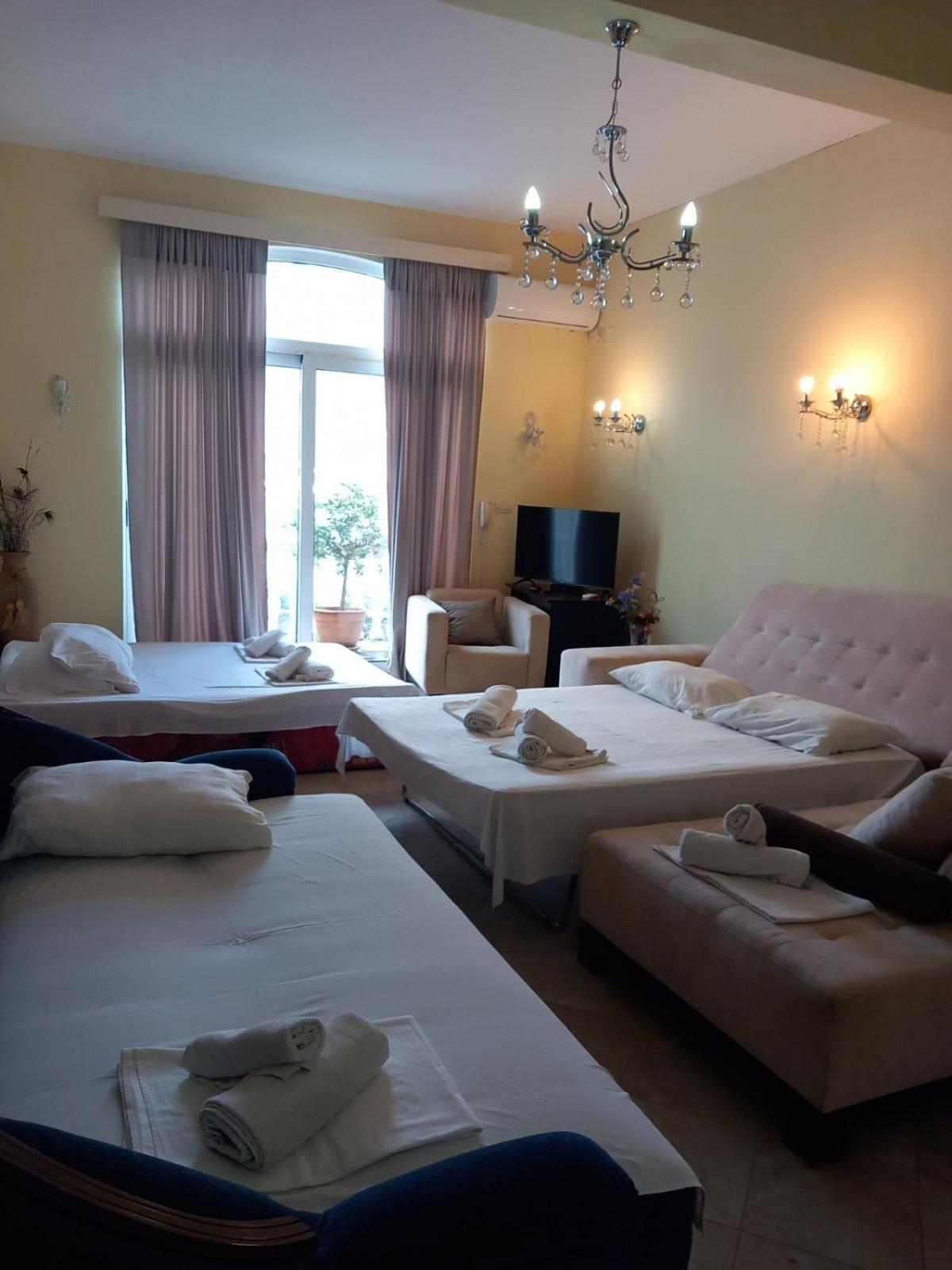 White Hills Apartments Budua Esterno foto
