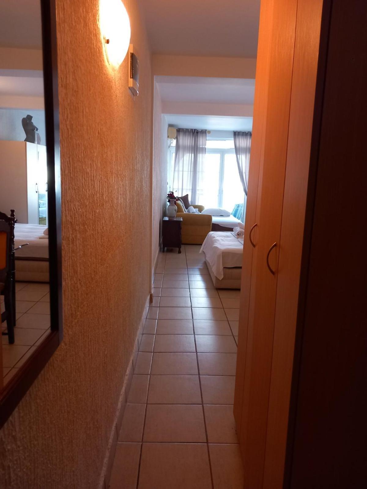 White Hills Apartments Budua Esterno foto